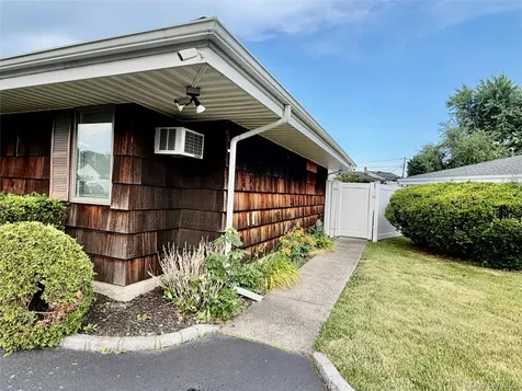 89 Bruce Avenue Hicksville NY 11801