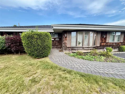89 Bruce Avenue Hicksville NY 11801