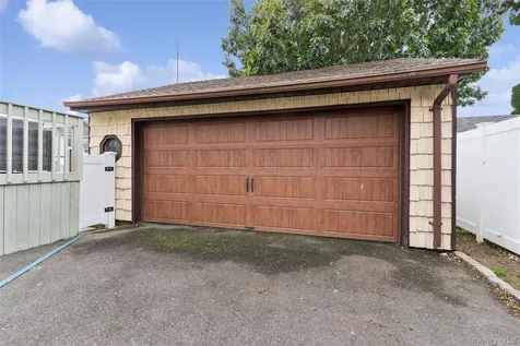3612 Ladonia Street Seaford NY 11783