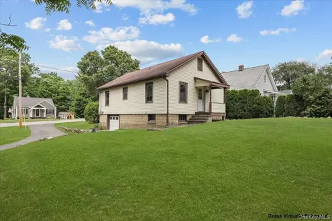 37 Yates Avenue Poughkeepsie NY 12601