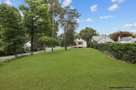 37 Yates Avenue Poughkeepsie NY 12601
