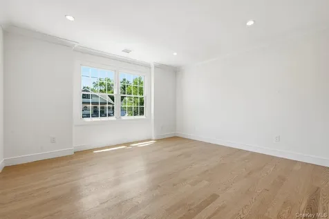 43 Highland Avenue Port Washington NY 11050