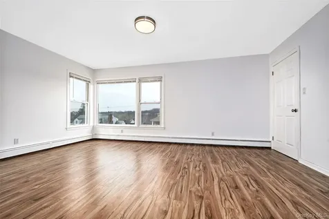 102 Lincoln Avenue E West Harrison NY 10604