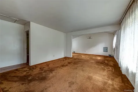 1614 N Gardiner Drive Bay Shore NY 11706