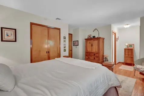 1304 Sycamore Avenue Bohemia NY 11716