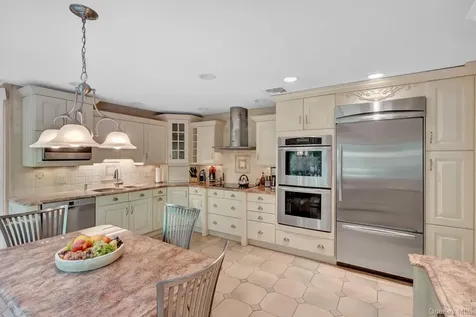 1304 Sycamore Avenue Bohemia NY 11716