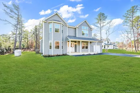 42 Judith Drive Coram NY 11727