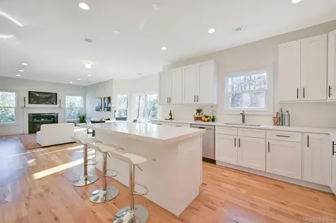 42 Judith Drive Coram NY 11727
