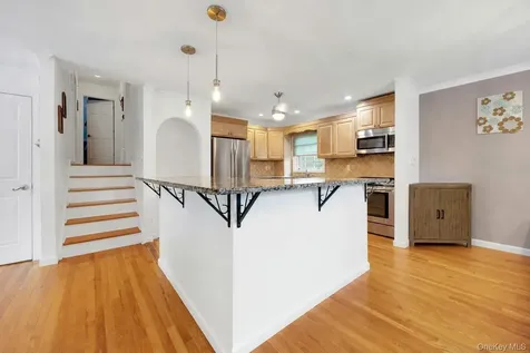 18 Valley Drive Salisbury Mills NY 12577