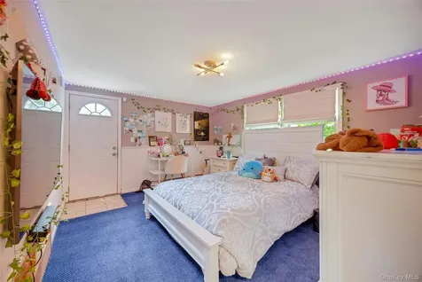 18 Valley Drive Salisbury Mills NY 12577