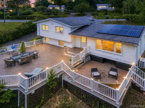 18 Valley Drive Salisbury Mills NY 12577