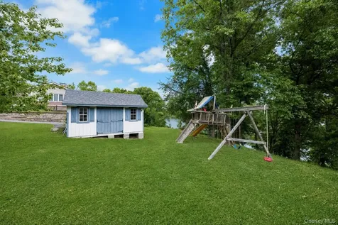 18 Valley Drive Salisbury Mills NY 12577