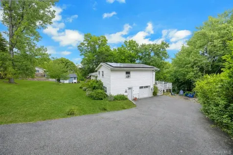 18 Valley Drive Salisbury Mills NY 12577