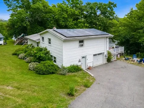 18 Valley Drive Salisbury Mills NY 12577