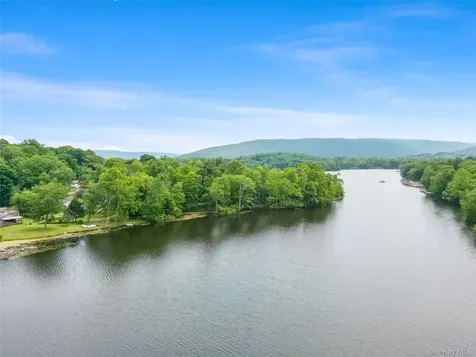 18 Valley Drive Salisbury Mills NY 12577