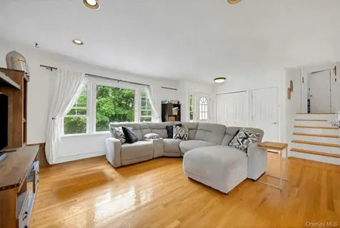 18 Valley Drive Salisbury Mills NY 12577