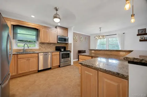 18 Valley Drive Salisbury Mills NY 12577