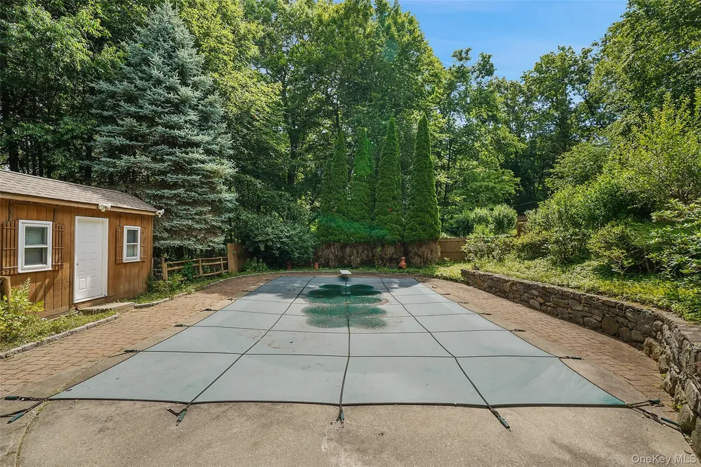 10 Highview Terrace Somers NY 10589