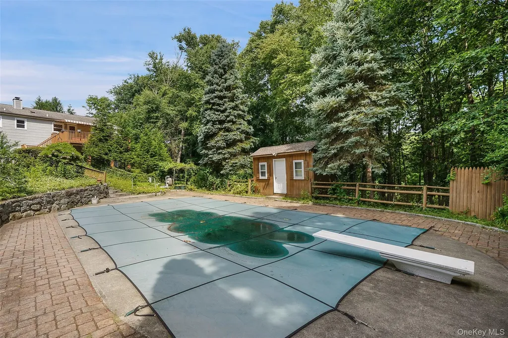 10 Highview Terrace Somers NY 10589