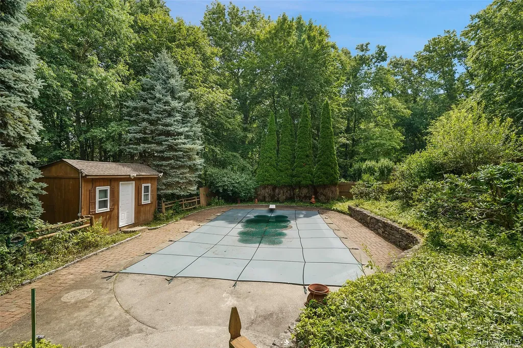 10 Highview Terrace Somers NY 10589