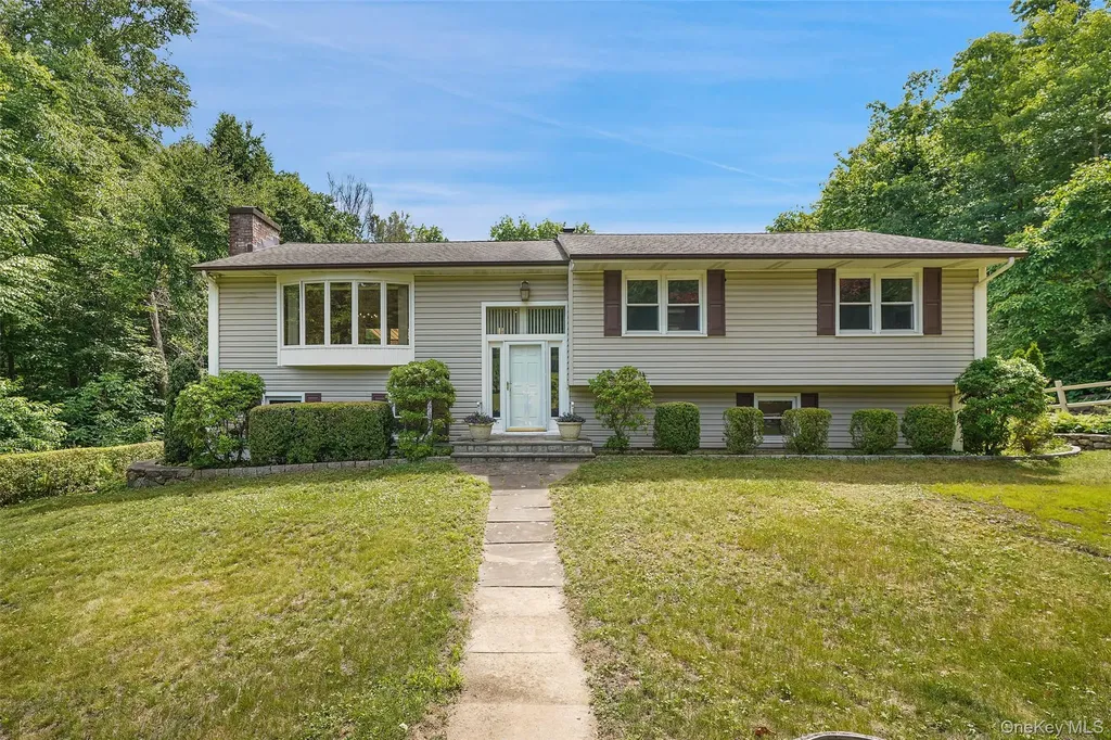 10 Highview Terrace Somers NY 10589