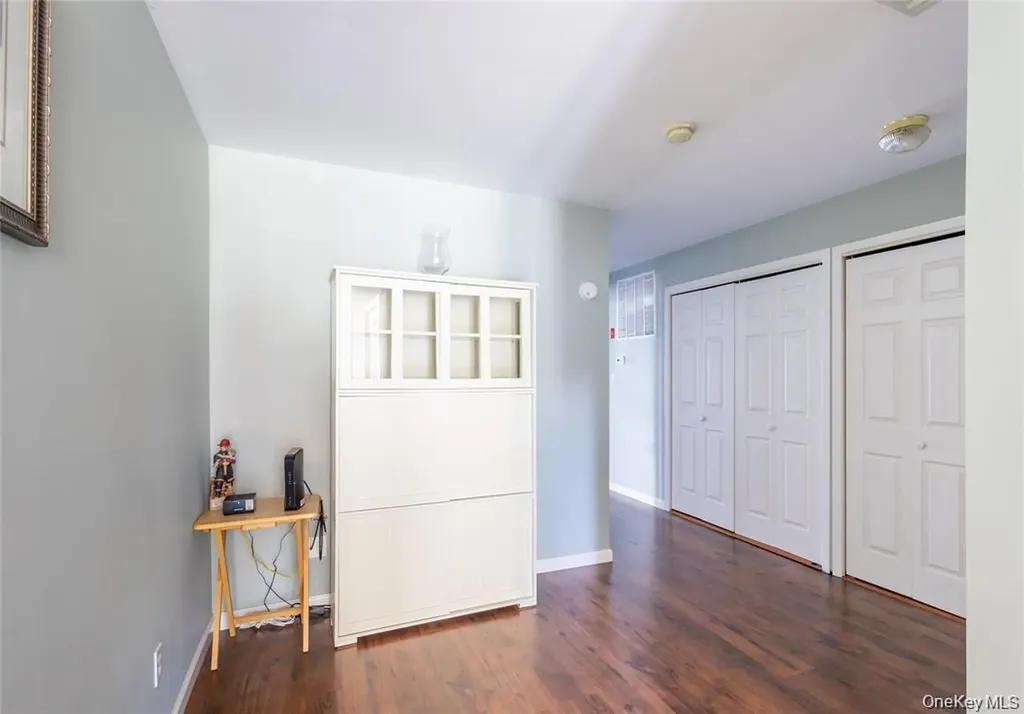 7 Summerfield Lane S Aquebogue NY 11901