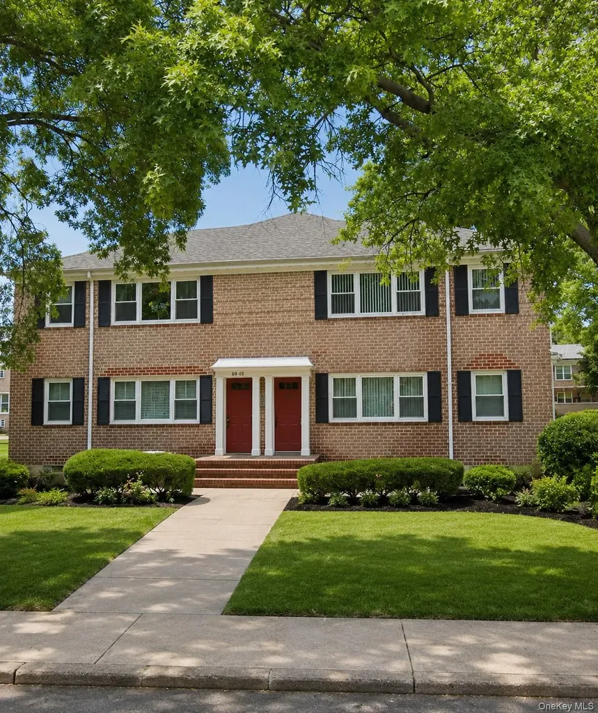 6955 150th Street Flushing NY 11367