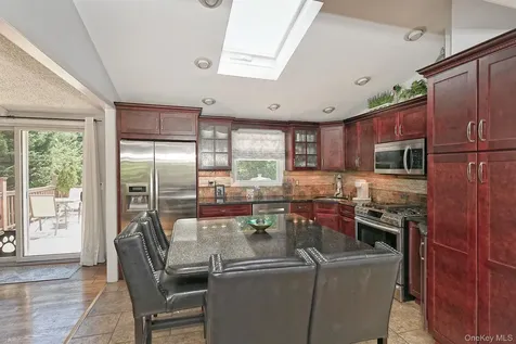 183 6th Avenue Holtsville NY 11742