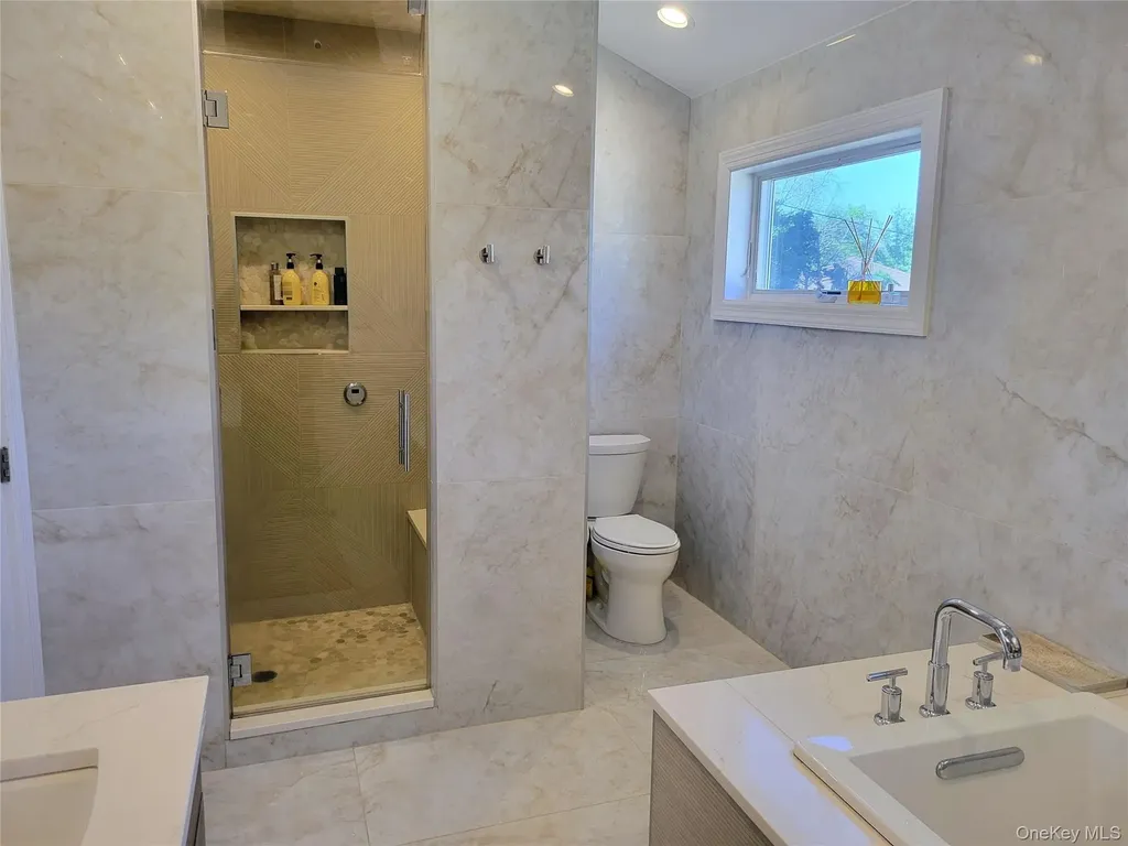 650 Prescott Place North Woodmere NY 11581
