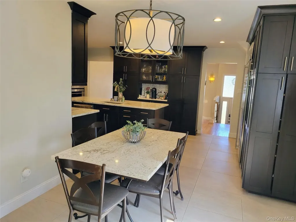 650 Prescott Place North Woodmere NY 11581