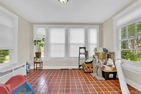 2 Rockland Avenue Yonkers NY 10705