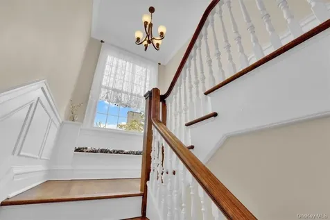 2 Rockland Avenue Yonkers NY 10705