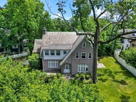 2 Rockland Avenue Yonkers NY 10705