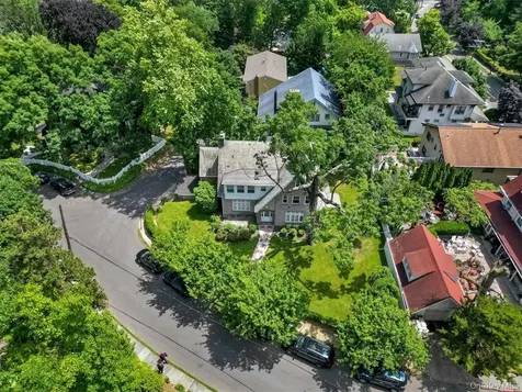 2 Rockland Avenue Yonkers NY 10705
