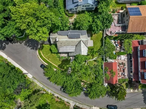 2 Rockland Avenue Yonkers NY 10705