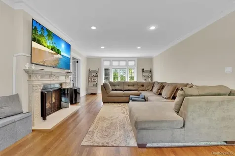 2 Rockland Avenue Yonkers NY 10705