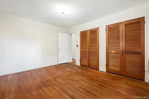 5 Hemlock Road Hartsdale NY 10530