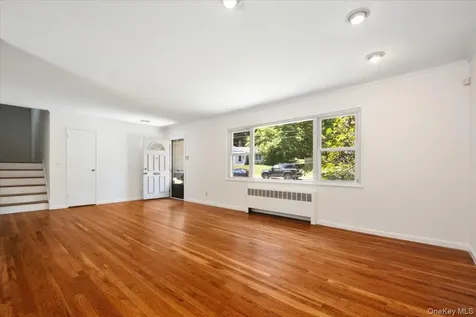 5 Hemlock Road Hartsdale NY 10530