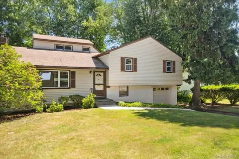 5 Hemlock Road Hartsdale NY 10530