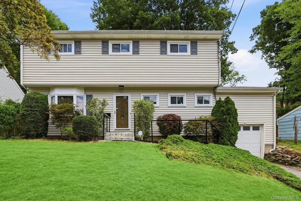 24 Valley View Terrace Mount Kisco NY 10549