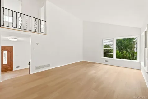 24 Valley View Terrace Mount Kisco NY 10549