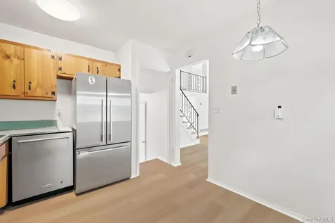 24 Valley View Terrace Mount Kisco NY 10549