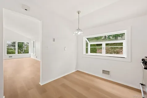 24 Valley View Terrace Mount Kisco NY 10549