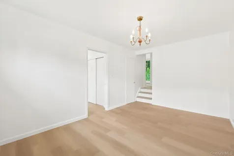 24 Valley View Terrace Mount Kisco NY 10549
