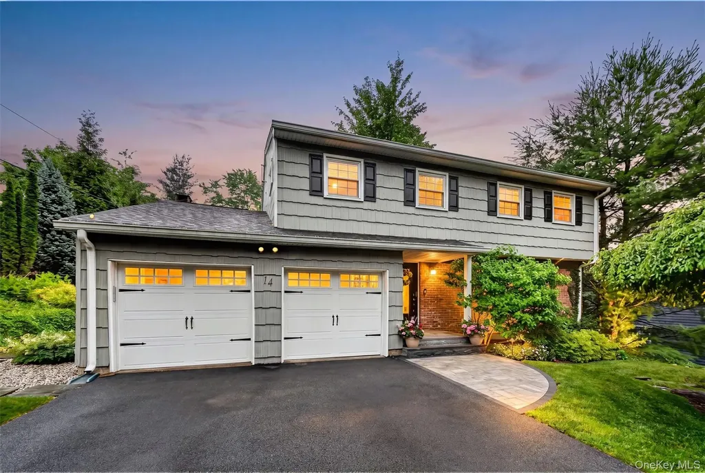 14 Tyler Place Nanuet NY 10954