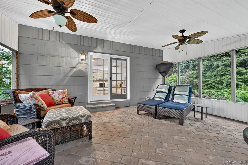 14 Tyler Place Nanuet NY 10954
