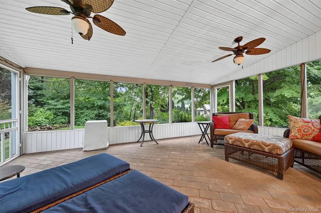 14 Tyler Place Nanuet NY 10954