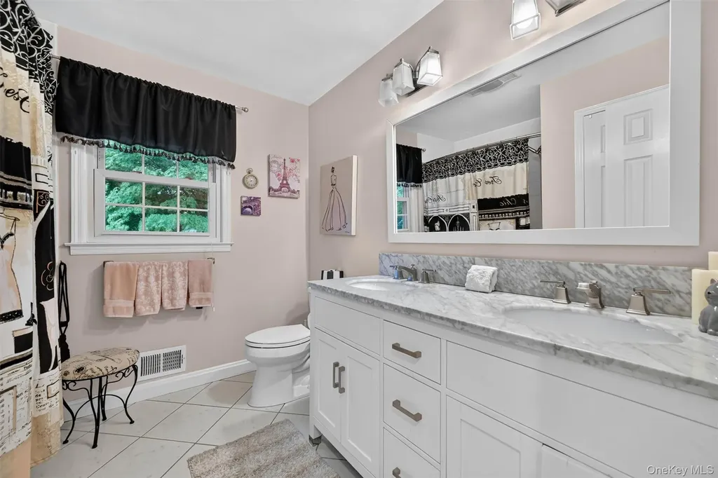 14 Tyler Place Nanuet NY 10954