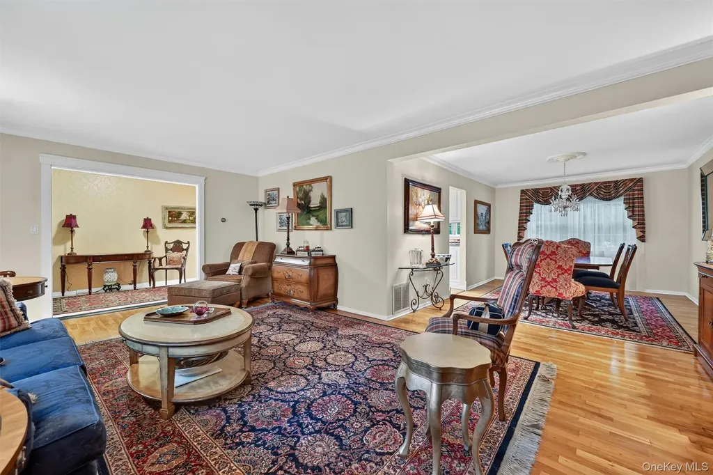 14 Tyler Place Nanuet NY 10954