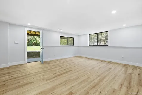 7 Brookdell Drive Hartsdale NY 10530